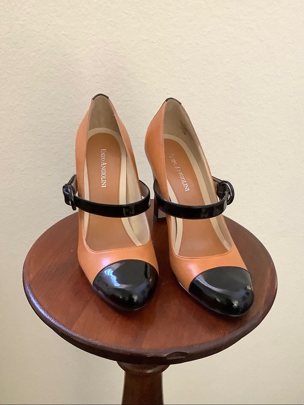 Enzo Angiolini Brown and Black Mary Jane Pumps